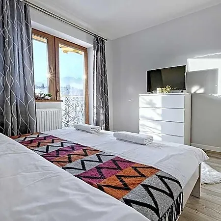 Maciejka, Odkryj-zakopane Couette-café 3*